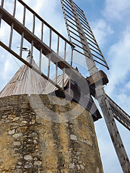 Wings of the beautiful Ribet mill known as the Daudet mill, this windmill of Provence is the most famous of the Fontvieille mills photo