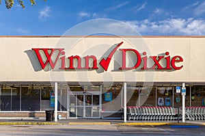 Winn-Dixie Grocery Store