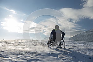 Winter love of a disabled person;winter love of a disabled person