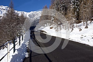 Winter road