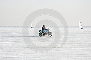 Winter scenery on the Gouwzee in the Netherlands