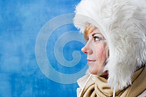 Winter woman in side profile