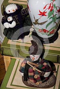 Wintertime Decorations--Snowman Family
