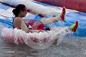 Wipeout 5K Run obstacles course - tumble tubes