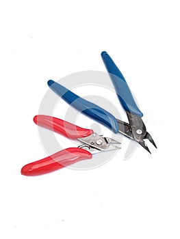 Wire cutting pliers hand