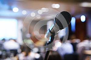 Wireless microphone in seminar room