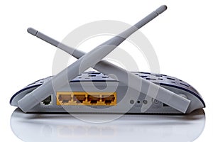 Wireless Routers with two antennas