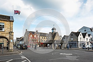 WITNEY, OXFORDSHIRE/UK - MARCH 23 : The Buttercross in Market Sq