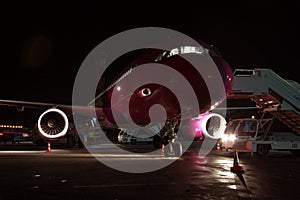 Wizz Air Airbus A320 at night