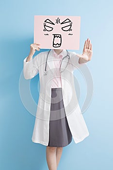 Woamn doctor take angry billboard