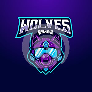 Wolf esport gaming mascot logo