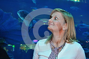 Woman admires the underwater world