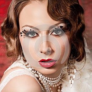 Woman with art visage - burlesque