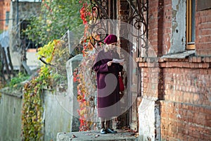 Woman brought the letter to the old house. Love.