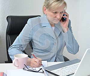 Woman, business plan