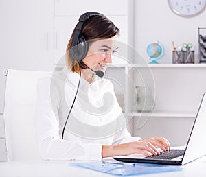 Woman in call-centre
