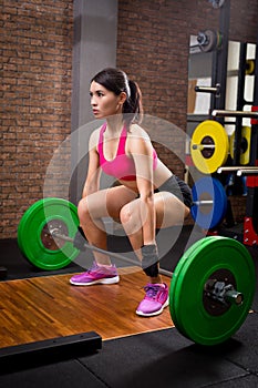 Woman with deadlift