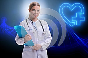 The woman doctor in telemedicine futuristic concept