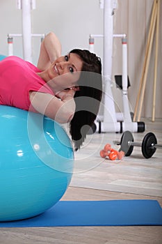 Woman doing ab exercises