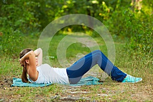 Woman doing abdonimal exercis