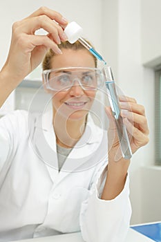 woman doing experiments in lab