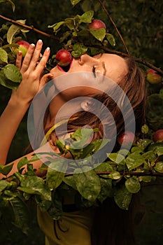 Woman eating apple