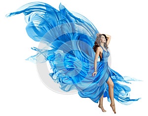 Una mujer volador azul ropa elegante moda revoloteando vestido 