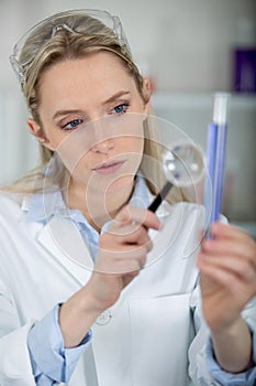 woman forensic science in lab