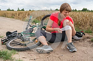 Woman has accident injury from bicycle