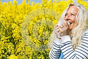 Woman has to sneeze