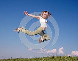 Una donna salto 