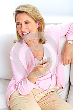 Woman with a mp3 player