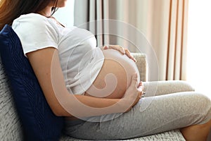 Woman pregnant 9 month
