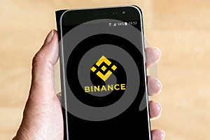 Binance. Online broker