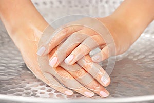 Woman's hands humidification