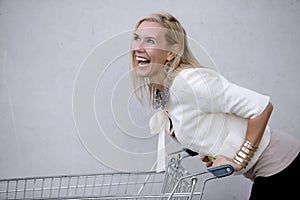 Woman with shoppingcart