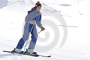 Žena lyžovanie 