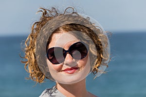 Woman with sunglasses