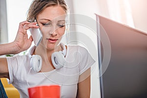 Woman talking on the smart phone