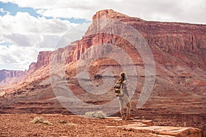 Woman travels to America on the Colorado river observation deck