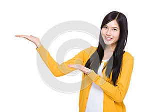 Woman with two open hand palm