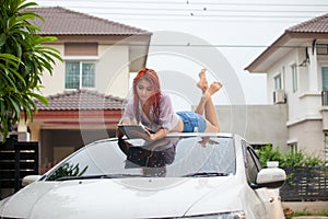 Woman washing a img