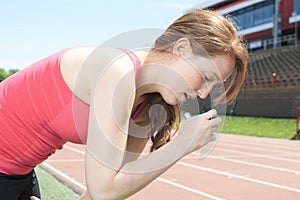 Woman who have a asthme crisis outside