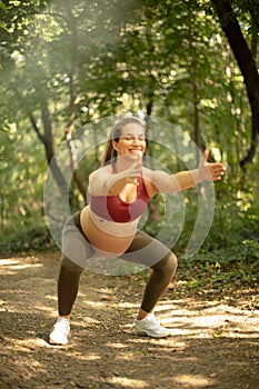 Woman working exercise in the forest