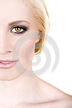 Woman wth striking green eyes