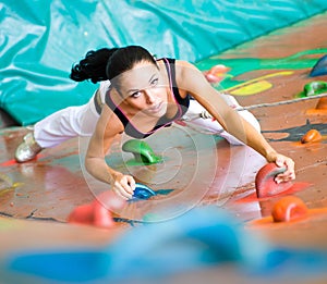 Frauen auf der wand 