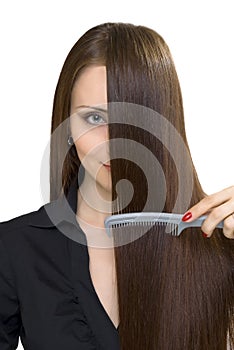 Mujer cepillo para el pelo en blanco 