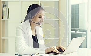 Women happy smiling customer support operator with headset. communication concept