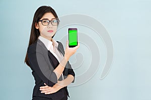 Women holding smartphone mock up green screen