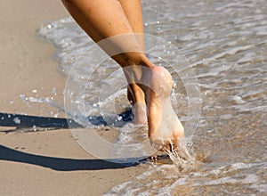 Women's barefoot legs